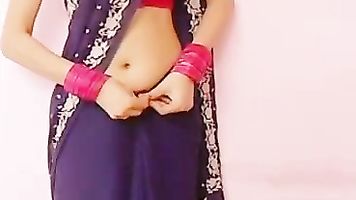 Learn How To Wear Saree - Movies. video2porn2