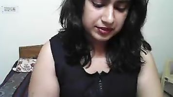 Busty babe from Delhi, India performing on live cam show and talking dirty and when the customer goes into private chat she stripped naked and masturbate for him.