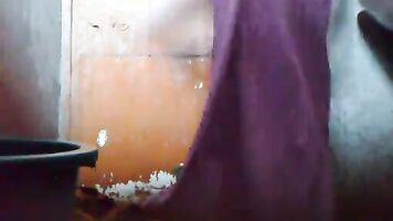 Bangla bhabhi homemade shower.