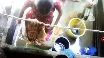 Lucknow Twins Sister Bath - Movies. video2porn2
