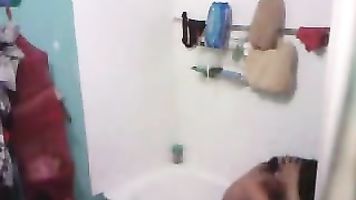 Sexy Kudi In Bathroom - Movies.