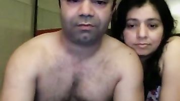 looks very much like manisha but not her what is her name