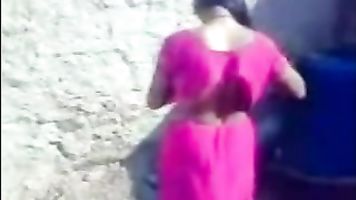 Sexy Tamil Gorgeous Shows Her Big Boobs