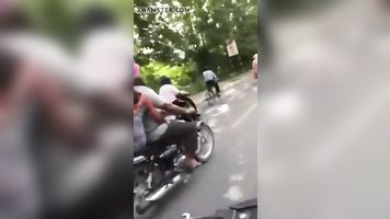 punjabi aunty giving jerking on bike
