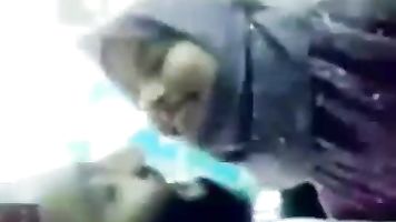 Tamil Pakistani innocent with a hijab shows her boobs - Allvideosx.com