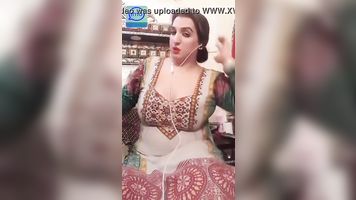 cute pak aunty vid chat