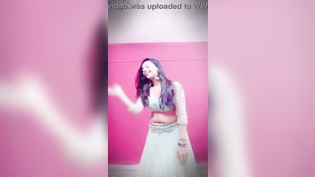 Bollywood Actress Leena Kapoor Deep Navel