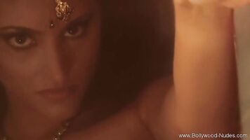 Seduction From Cute Oriental Pretty