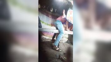 Secret public sex on Lock down