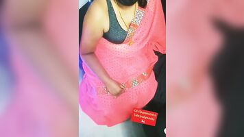 Indian Aunty Teaches Jerk Off